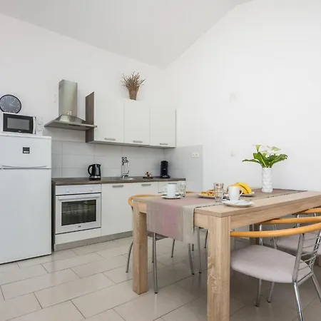 Apartman Zaklina 1 By Interhome Vir
