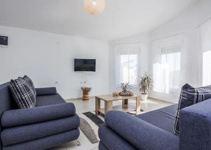 Zaklina 1 By Interhome Apartman *