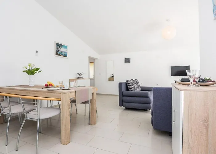 Appartement Zaklina 1 By Interhome Vir